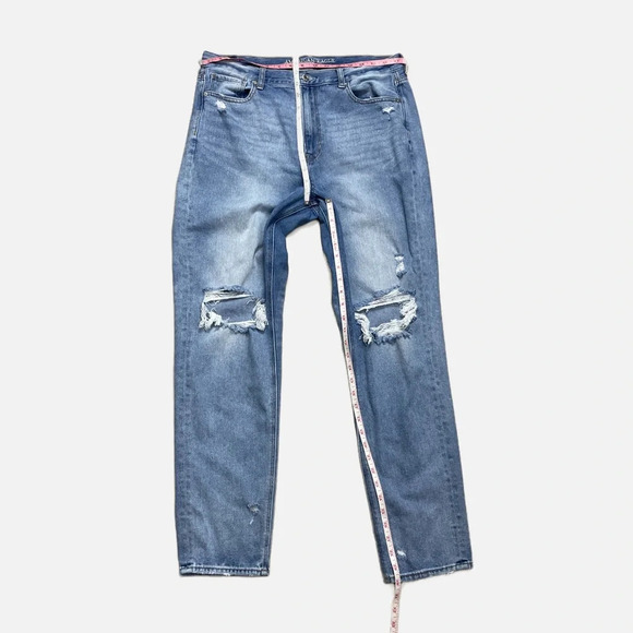 American Eagle Women’s Mom Jeans Hi Rise Straight Destroyed Faded Size 14 X-long - Picture 13 of 14